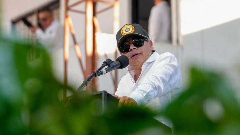 260211-03-Entrega-hectareas-por-la-paz-del-Tolima-1280