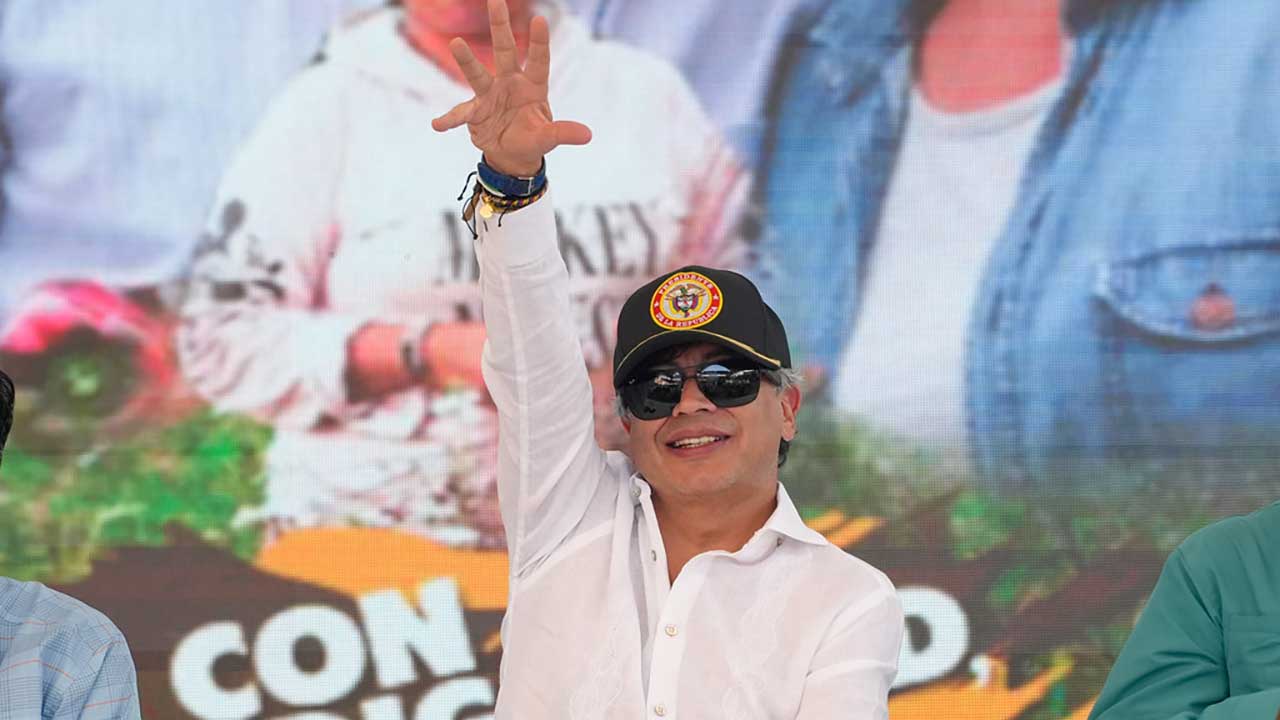 Gobierno del Cambio entregó más de 82 mil hectáreas a campesinos en Tolima